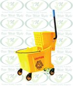 Xe vệ sinh vắt nước 1 xô 32 lít