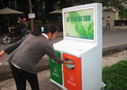 [Image: Van-hoa-hai-thung-rac-bi-bo-quen-sai-gon.jpg.aspx]