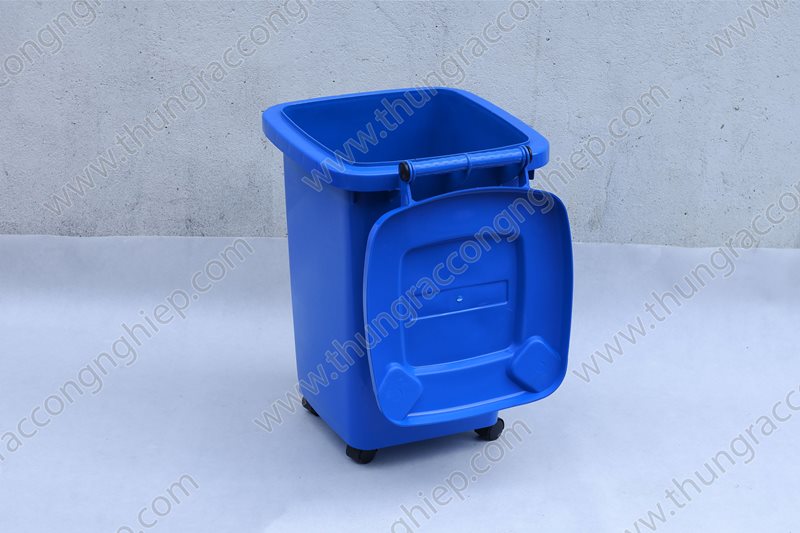 Thung-rac-nhua-60-lit-mau-xanh-la-1112-(1).jpg