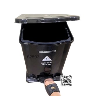 Thung-rac-y-te-B2503-2.jpg Thung-rac-y-te-B2503-2.jpg